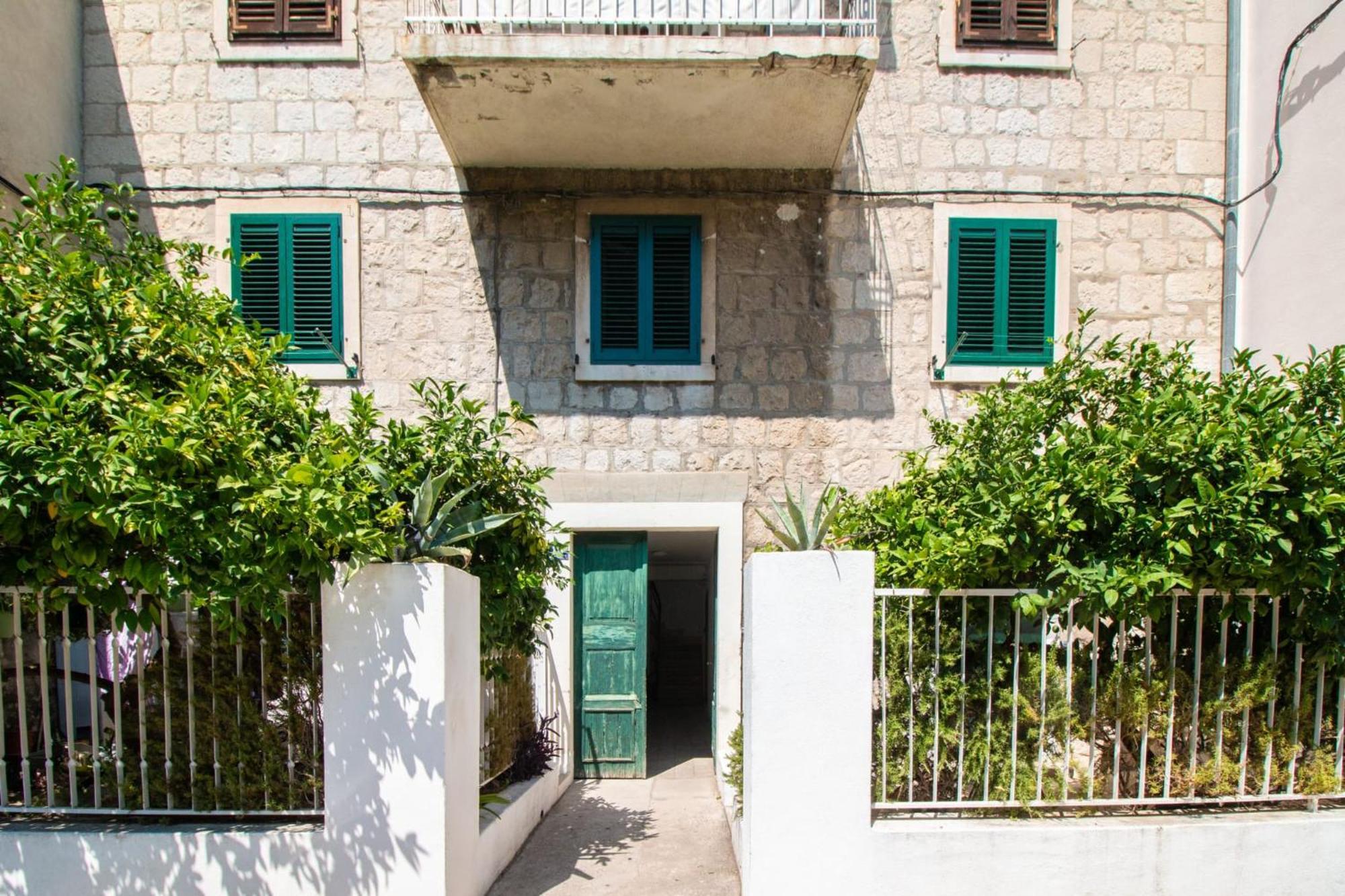 Apartment Centre In Stone House Spalato Esterno foto