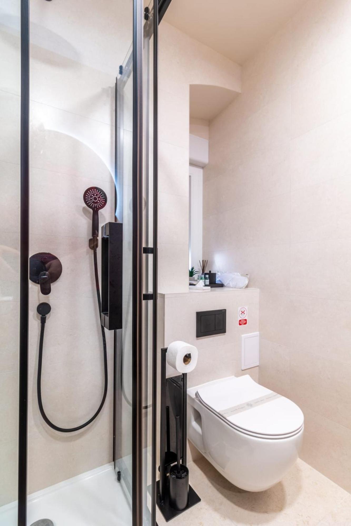 Apartment Centre In Stone House Spalato Esterno foto